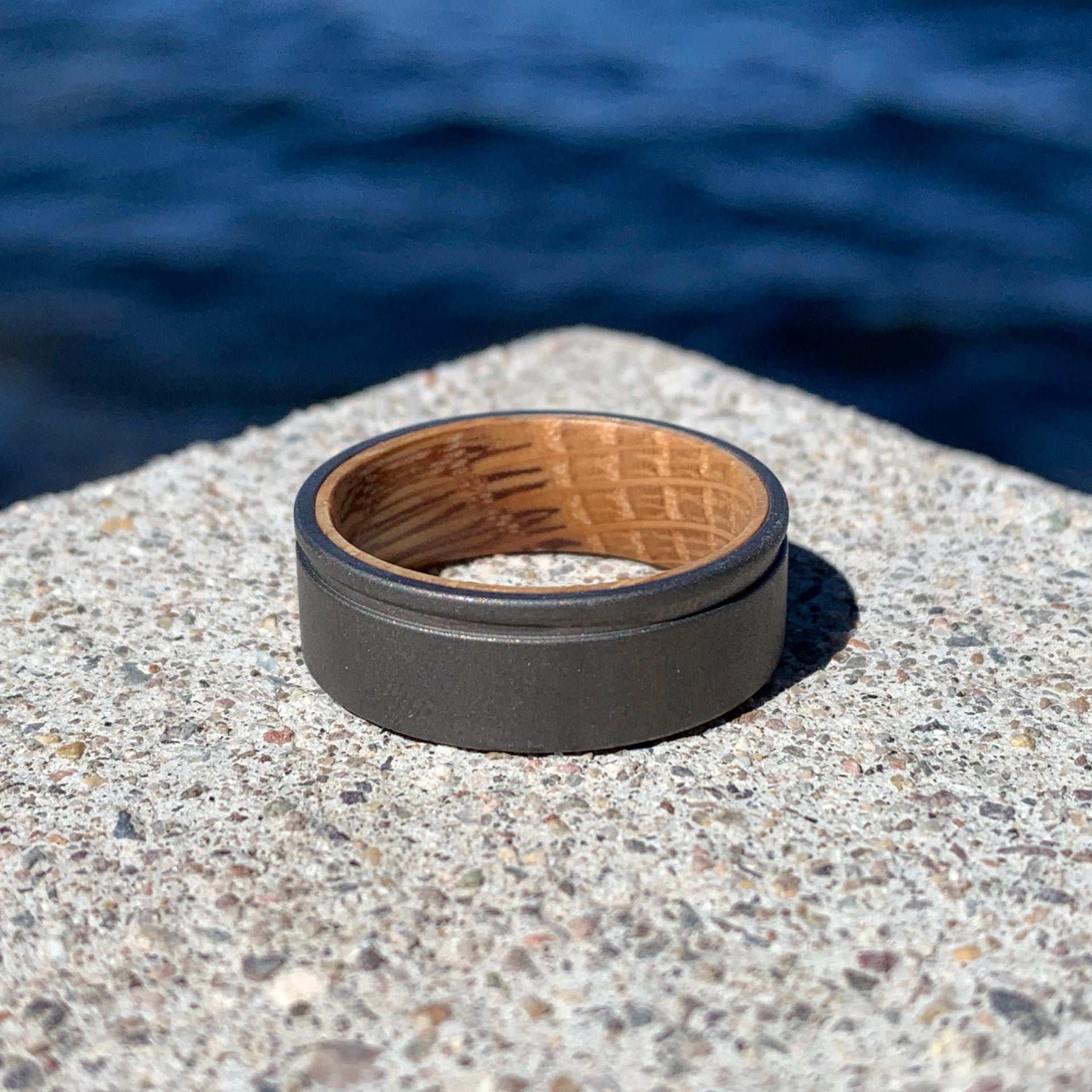 Gunmetal Grey Men's Wedding Ring with Bevelled Edge and Whiskey Barrel Wood Inlay