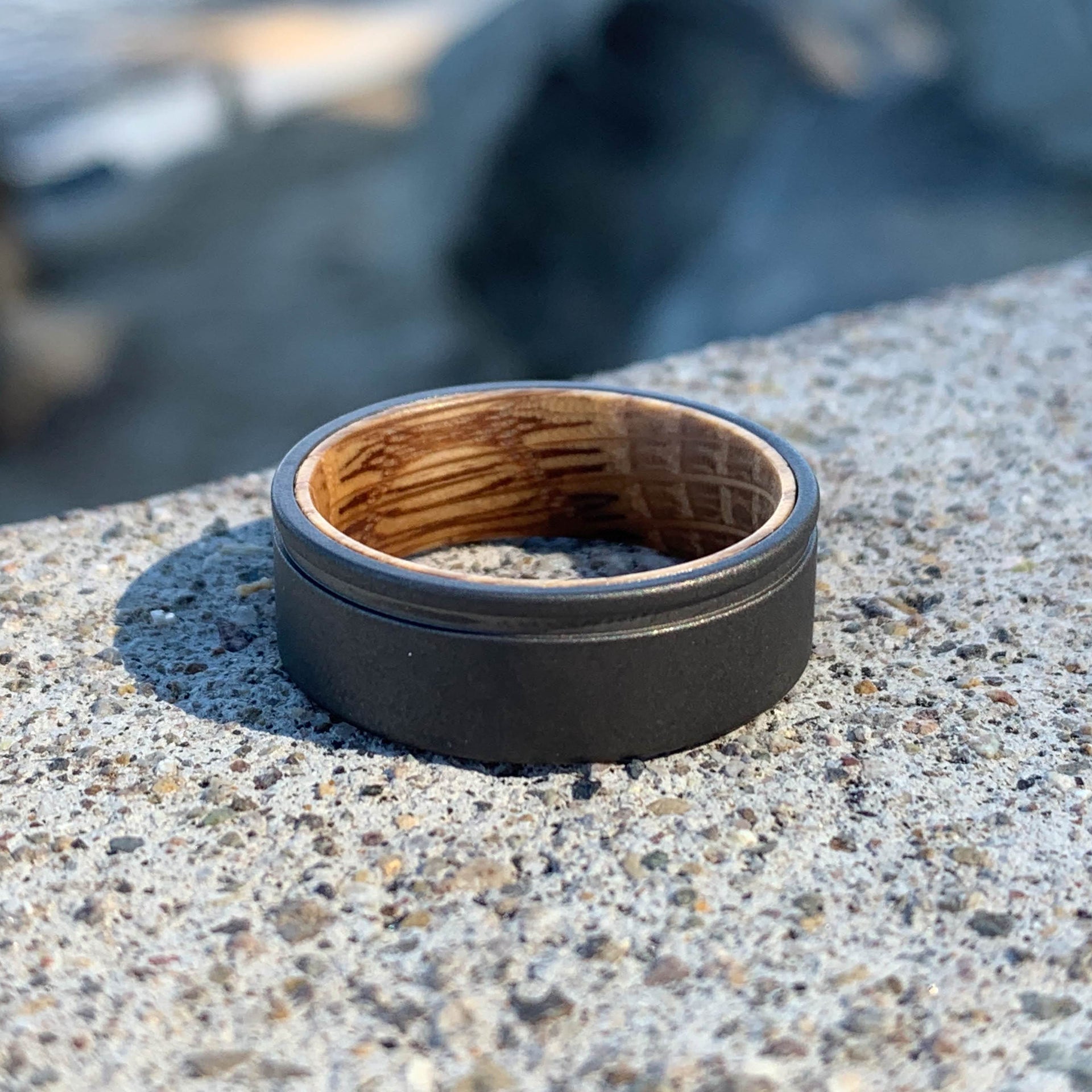 Gunmetal Grey Men's Wedding Ring with Bevelled Edge and Whiskey Barrel Wood Inlay